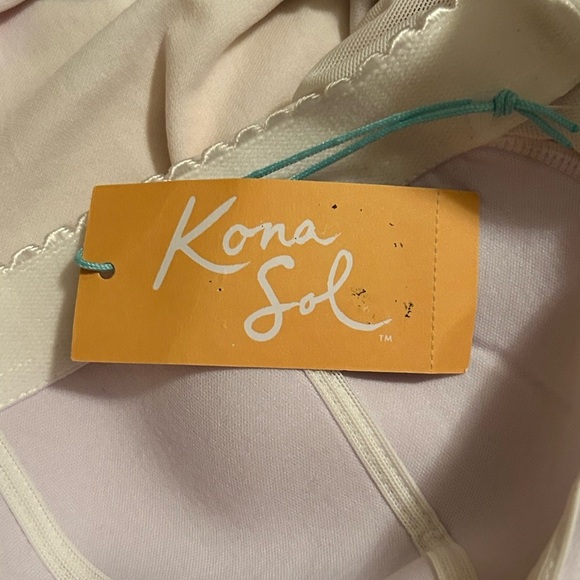 Kona Sol Women’s 14W Twist Bandeau One Piece Swimsuit Yellow Floral Swim - Picture 6 of 13